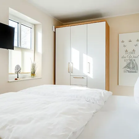Traumfaenger, Neu Mit Garten Apartment